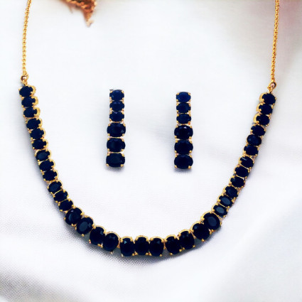 Western American Diamond Deep Blue Necklace Set
