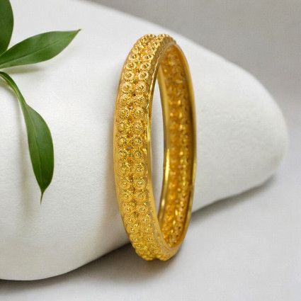 Golden Designer Daily Wear Medium Bangle
