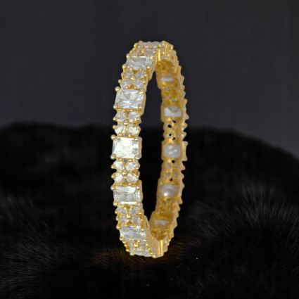 Splendid Gold Plated CZ Floral Stone Bangle