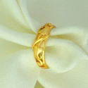 Elegant Gold Plated Plain Vine-Heart Design Finger Ring