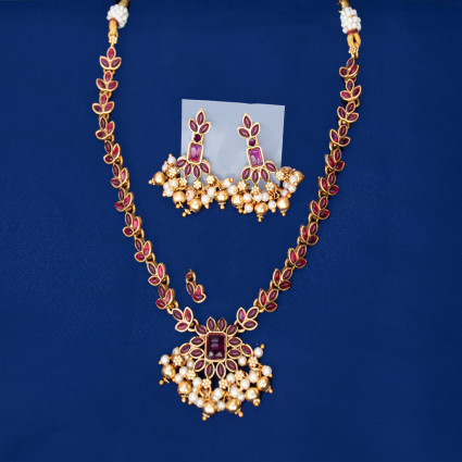 Stunning Antique Floral Kemp Stone Necklace Set