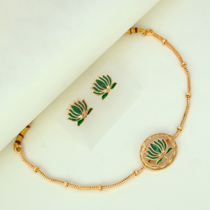 Trendy Matte Finish Lotus Necklace Set